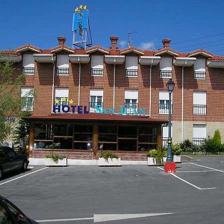 Hotel San Juan Revilla De Camargo Exterior foto